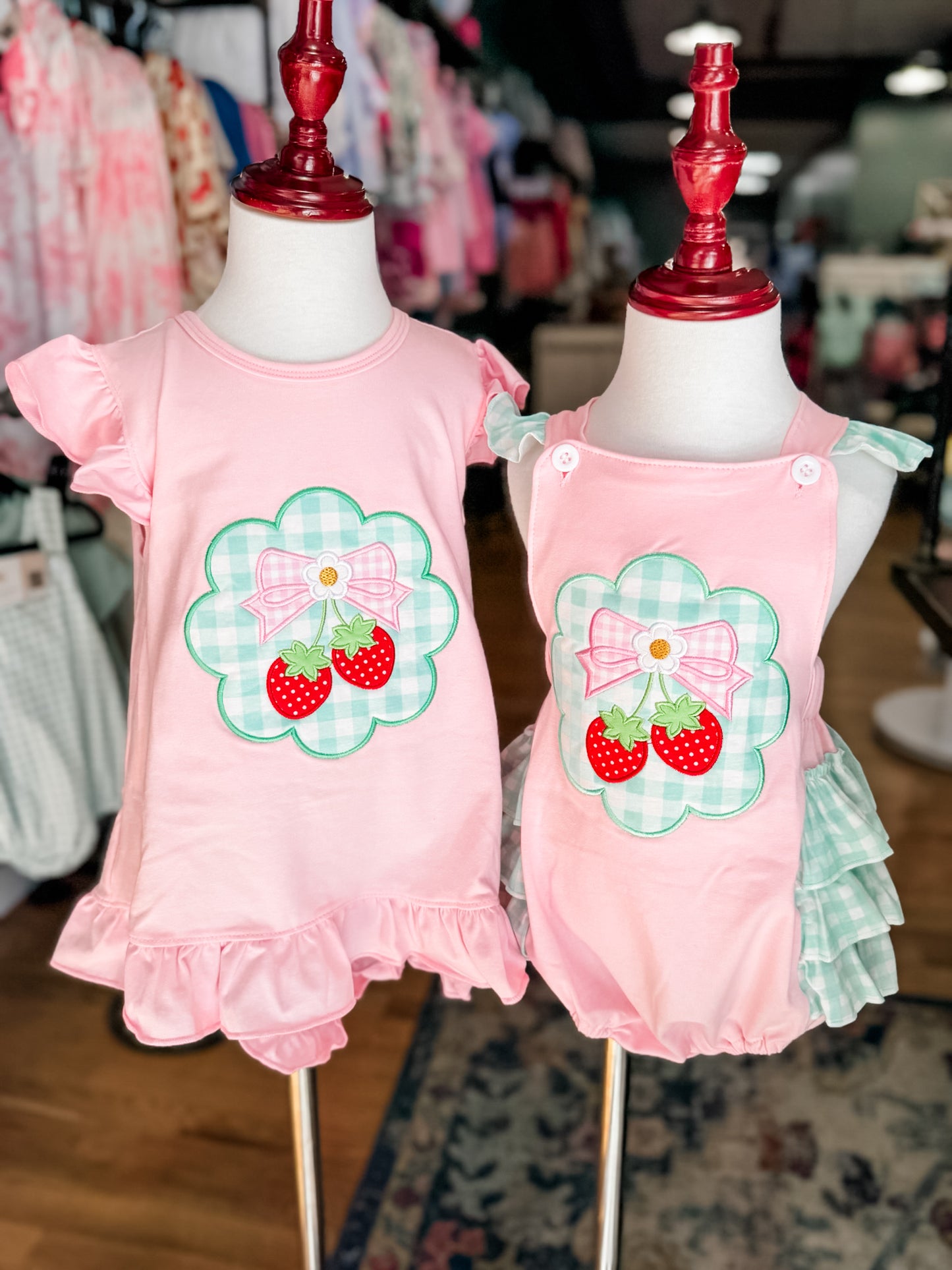 Strawberry girls short set