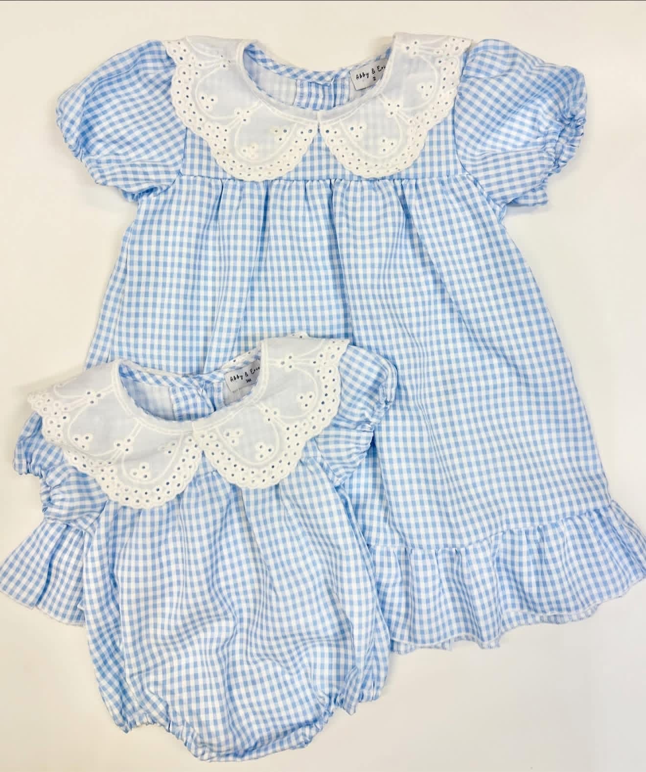 Blue gingham lace bubble