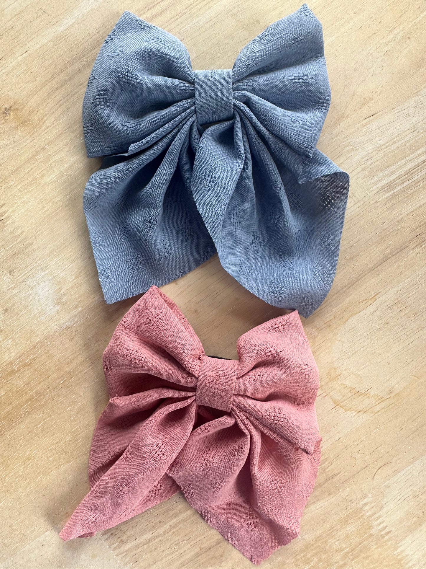 Alligator Clip Bows