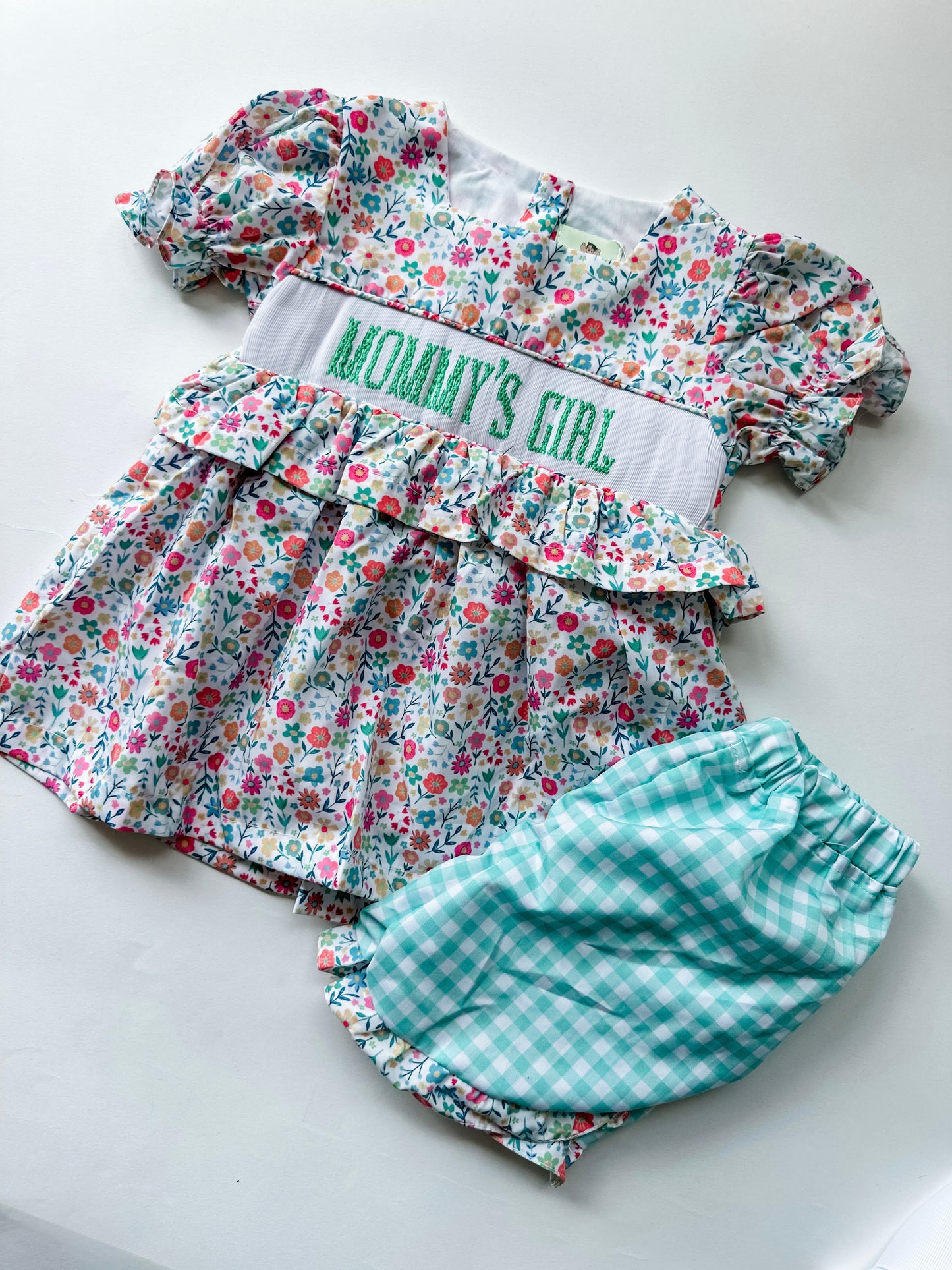 Mamas girl smocked set