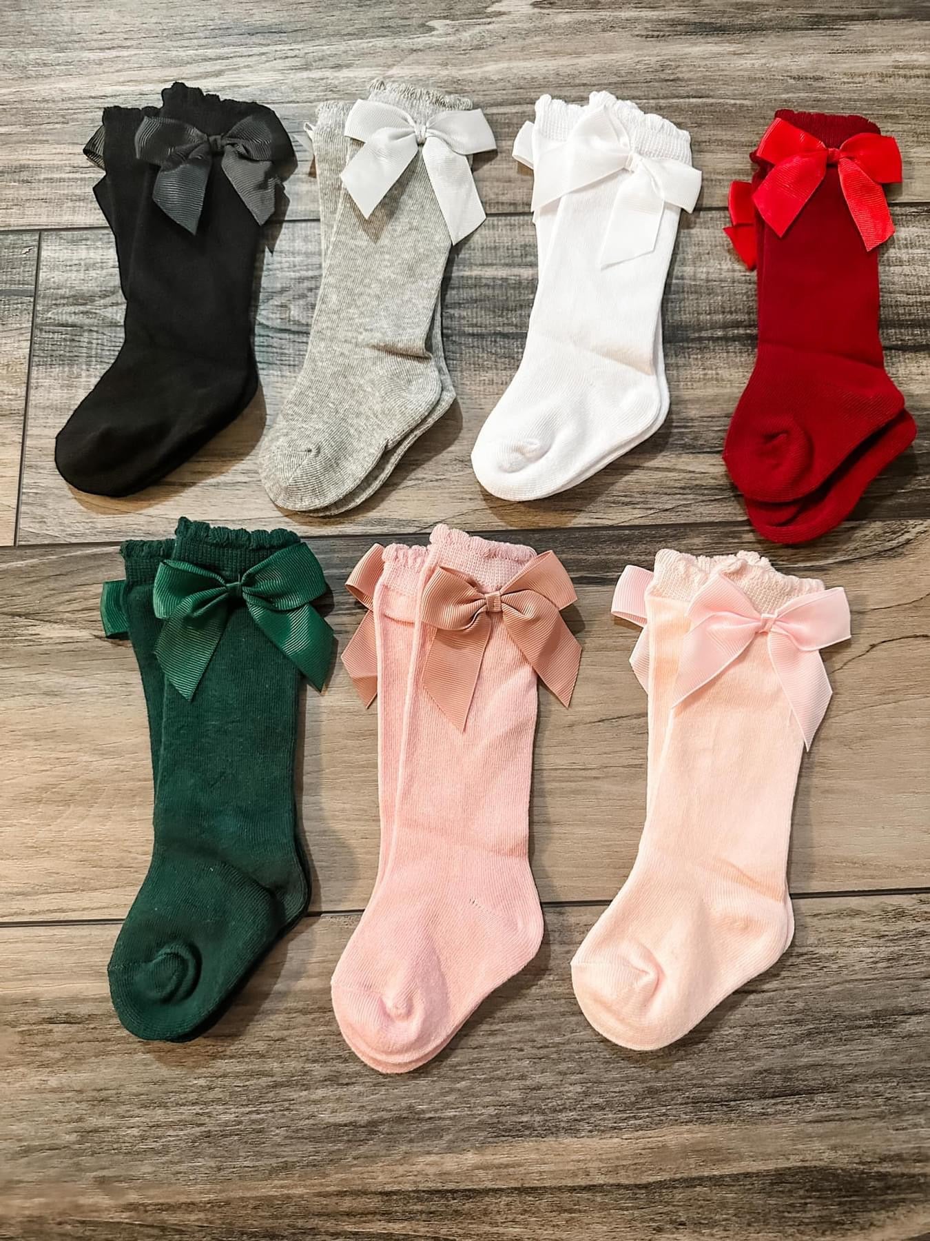 Bow knee socks