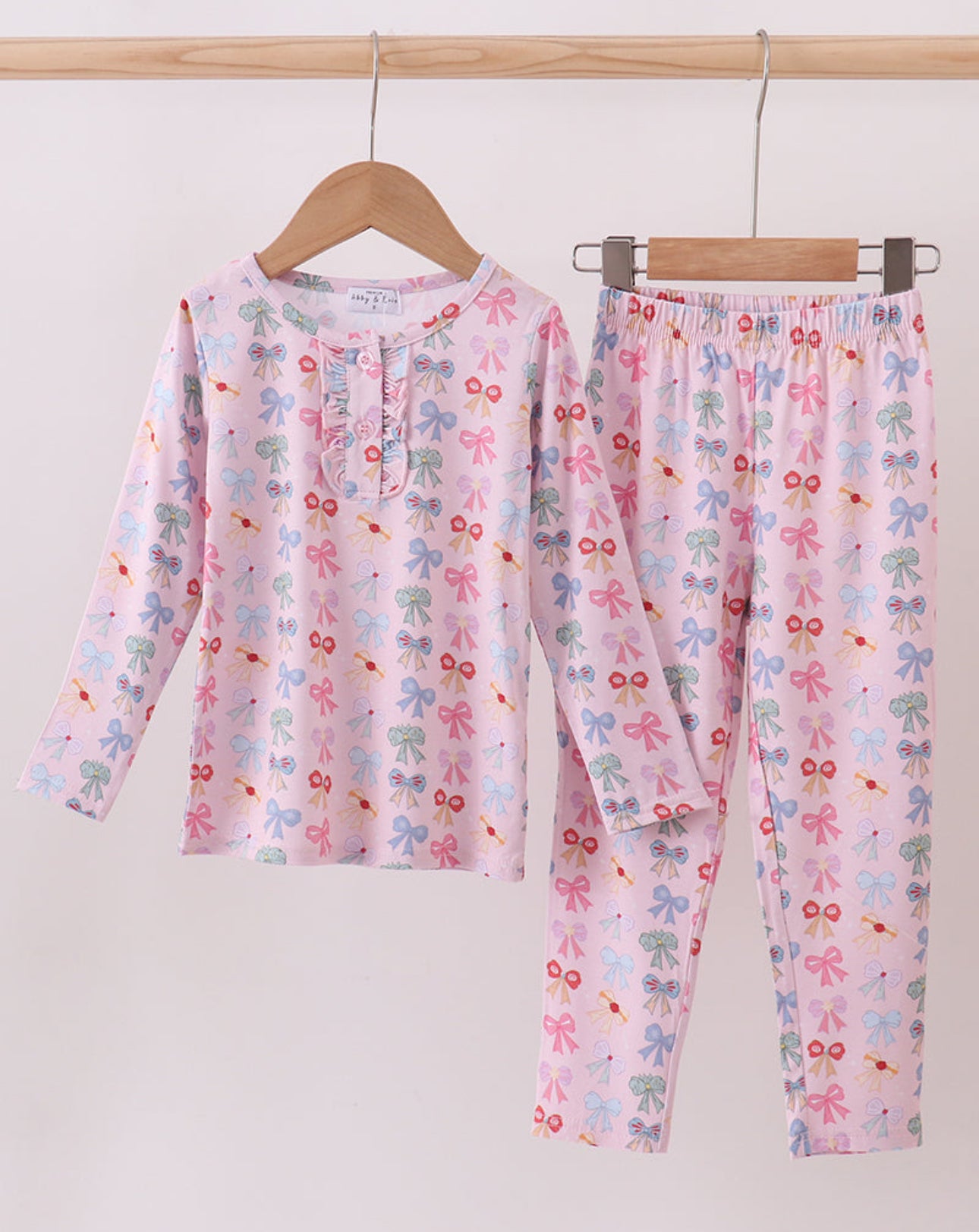 Colorful bows bamboo set