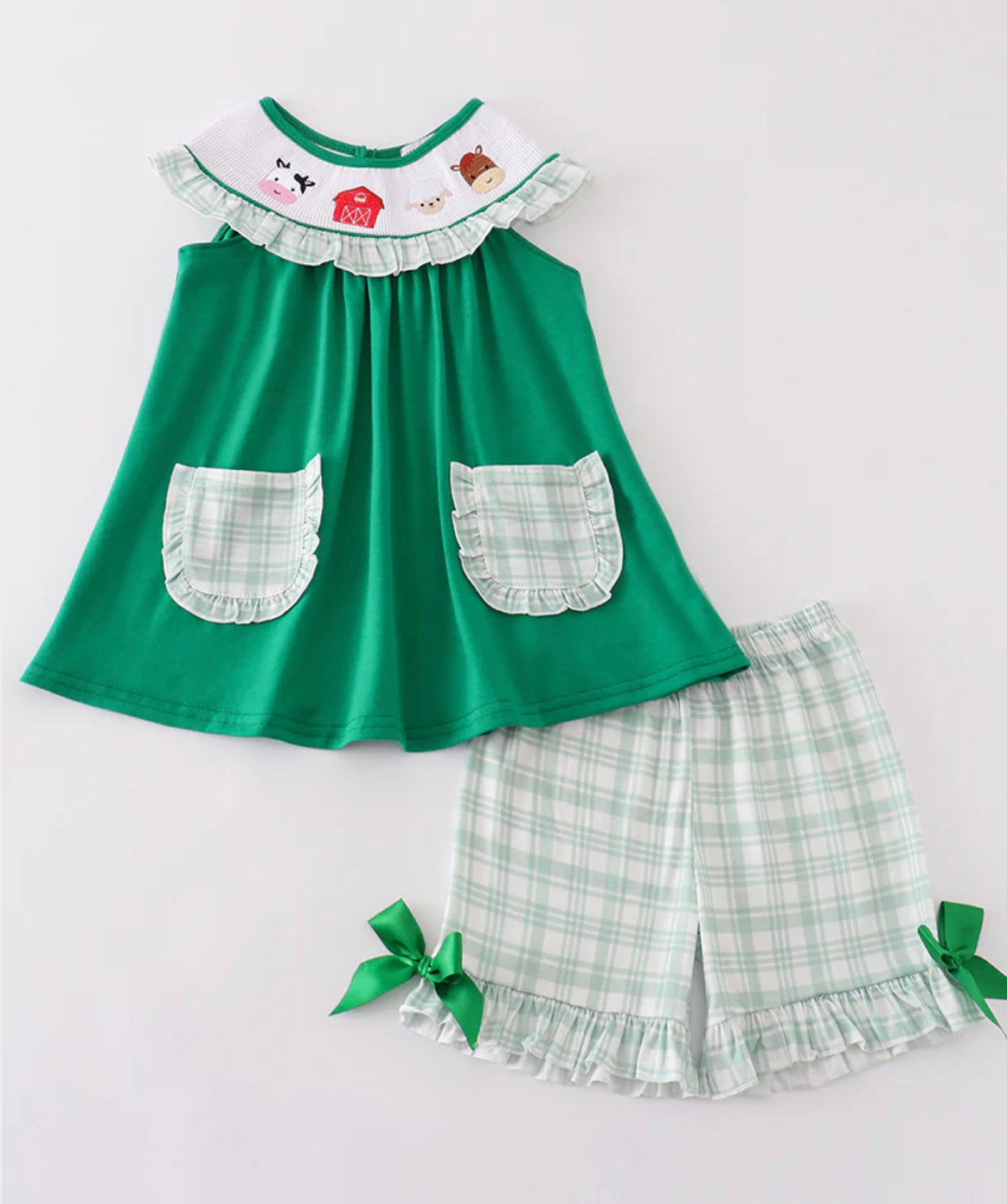 Green farm embroidery short set