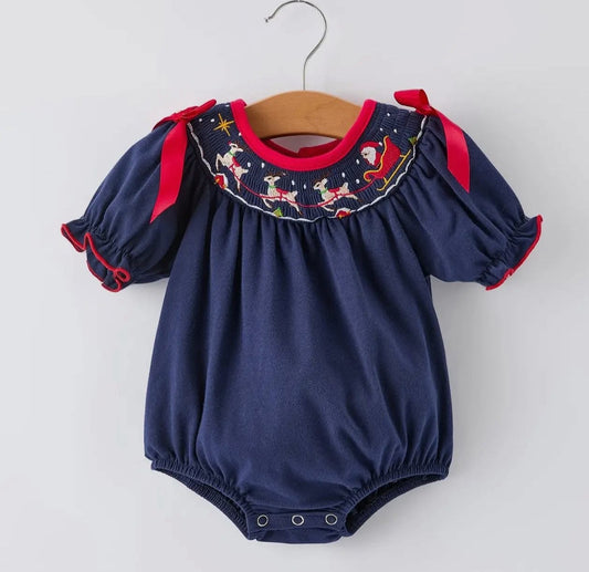 Smocked Santa’s sleigh bubble