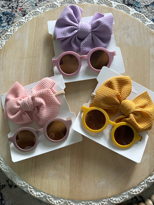 Sunglass & Bow Set