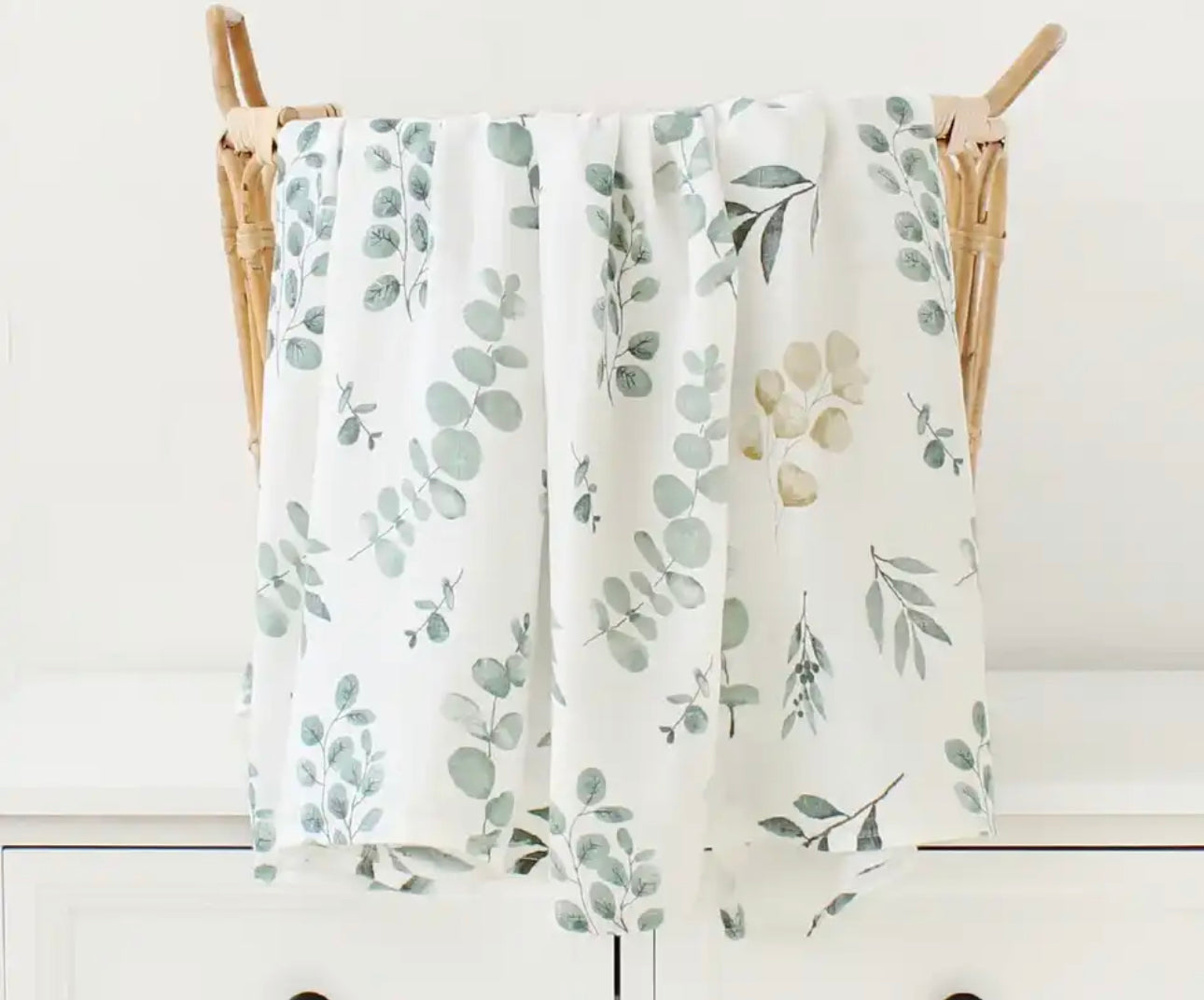 Newborn multi use blanket/burp cloth