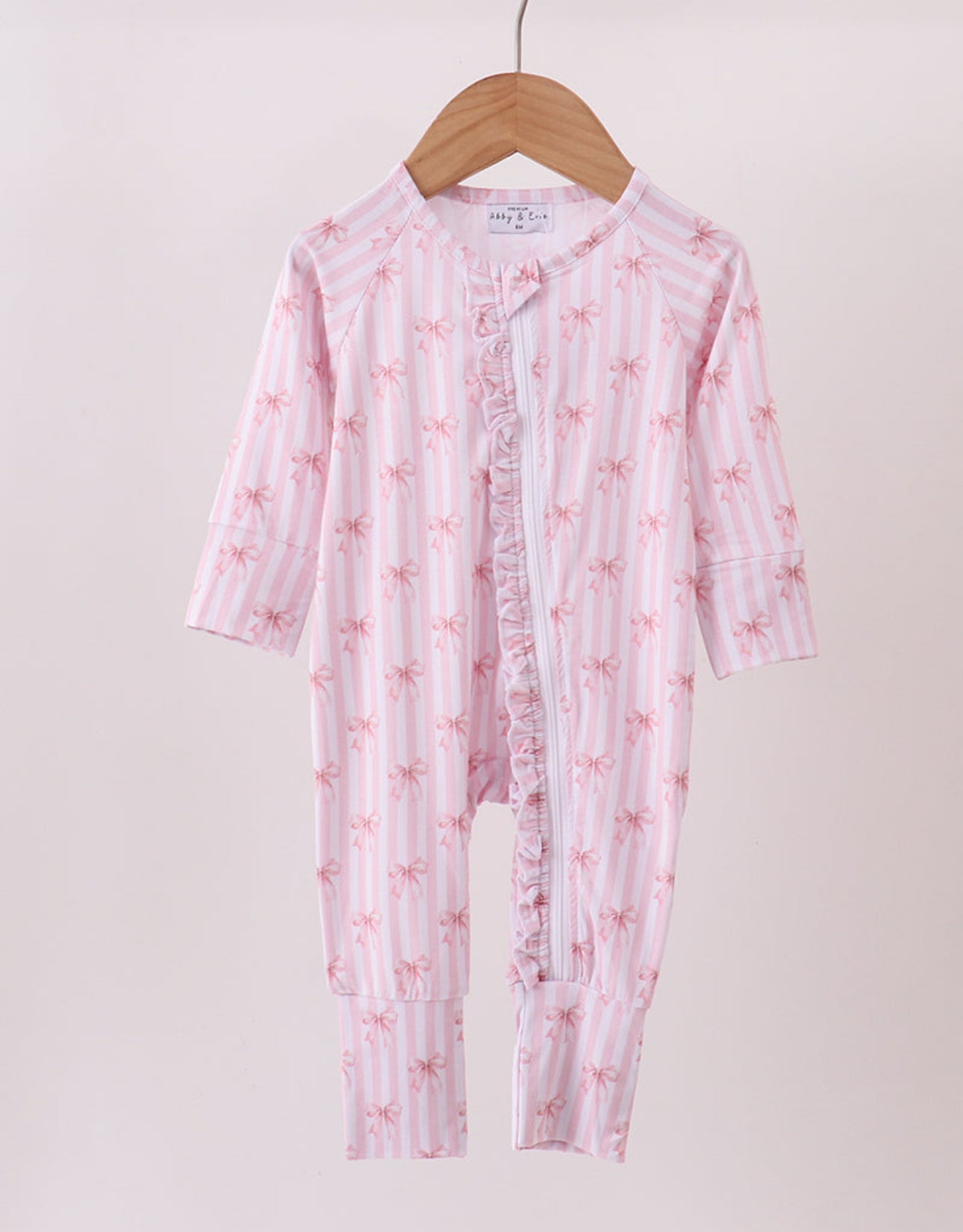 Pink bow bamboo zippy