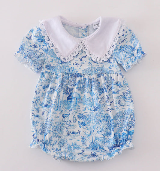 Blue toile pint bubble