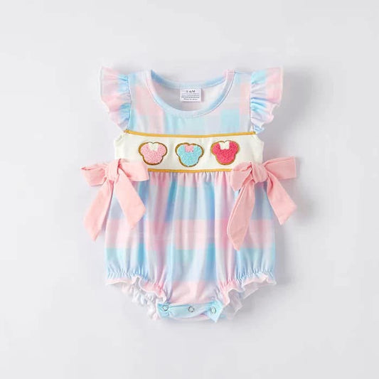 Pastel gingham bubble