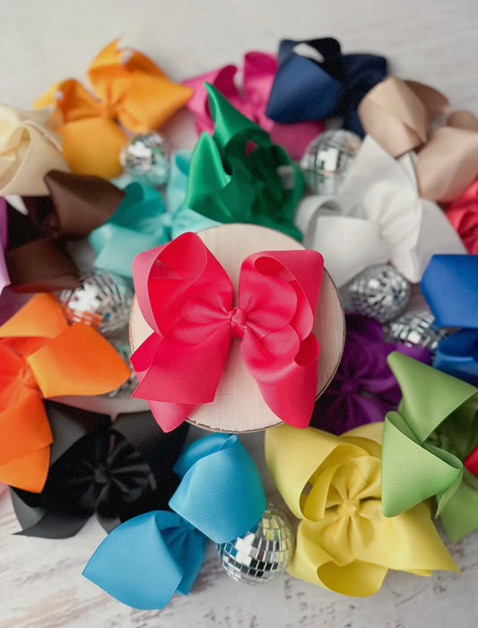 Oversized 5.5in alligator clip bow