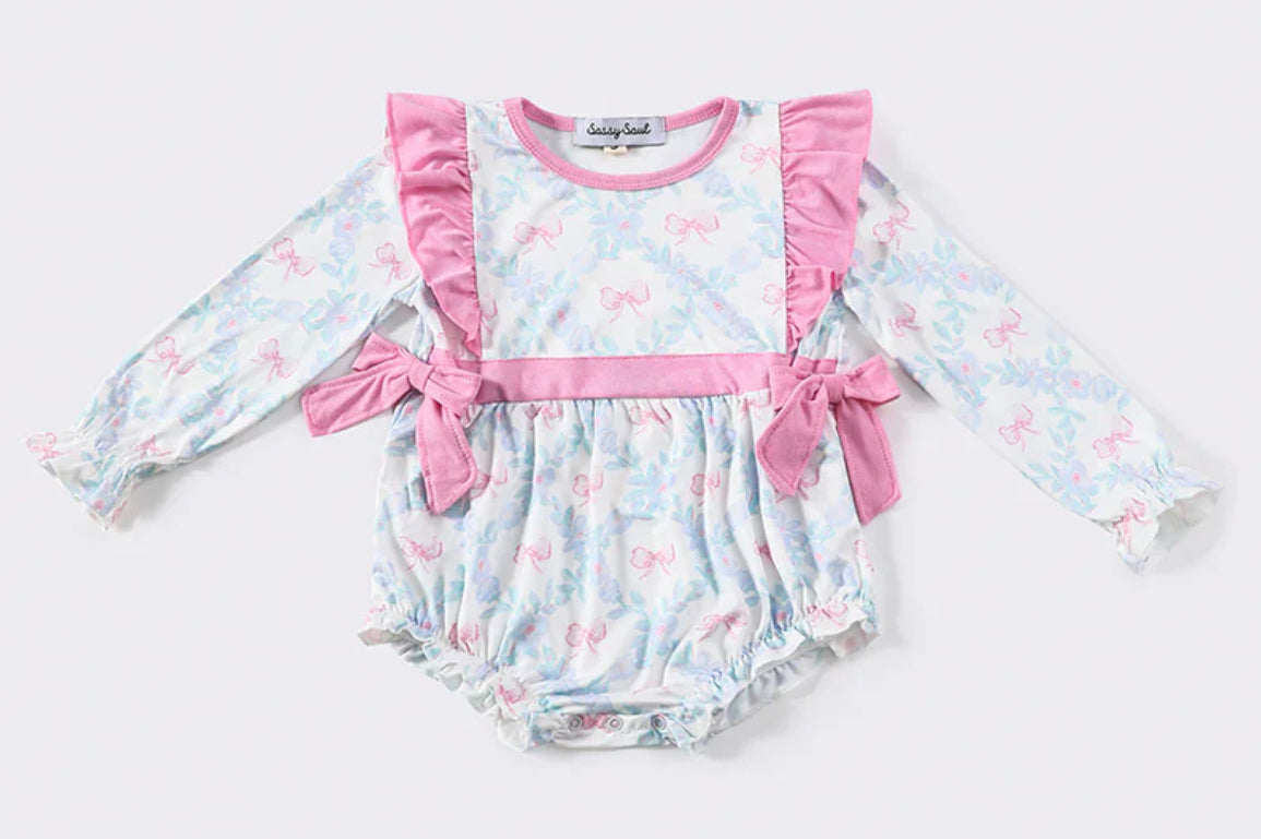 Pink bow bubble