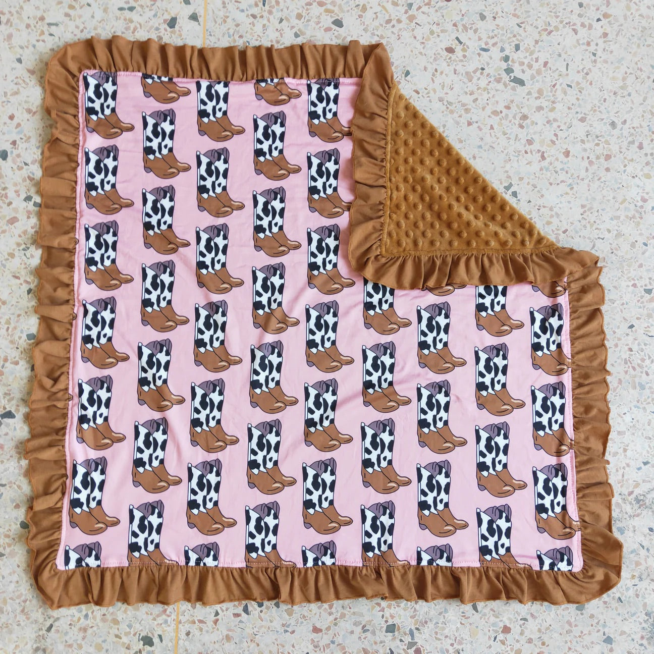 Western boot ruffle blanket