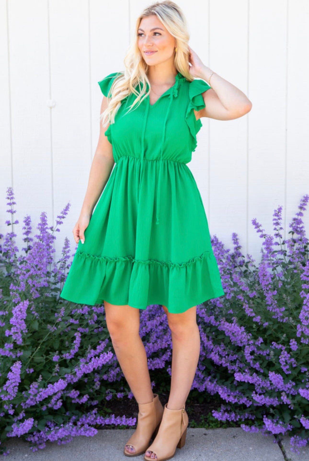 Green ruffled dress SIZE M