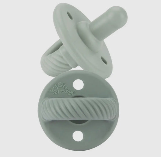 Itzy ritzy pacifier set sage