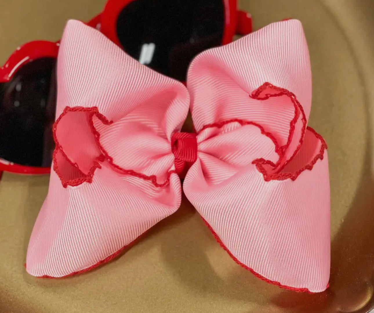 Moon stitch bow