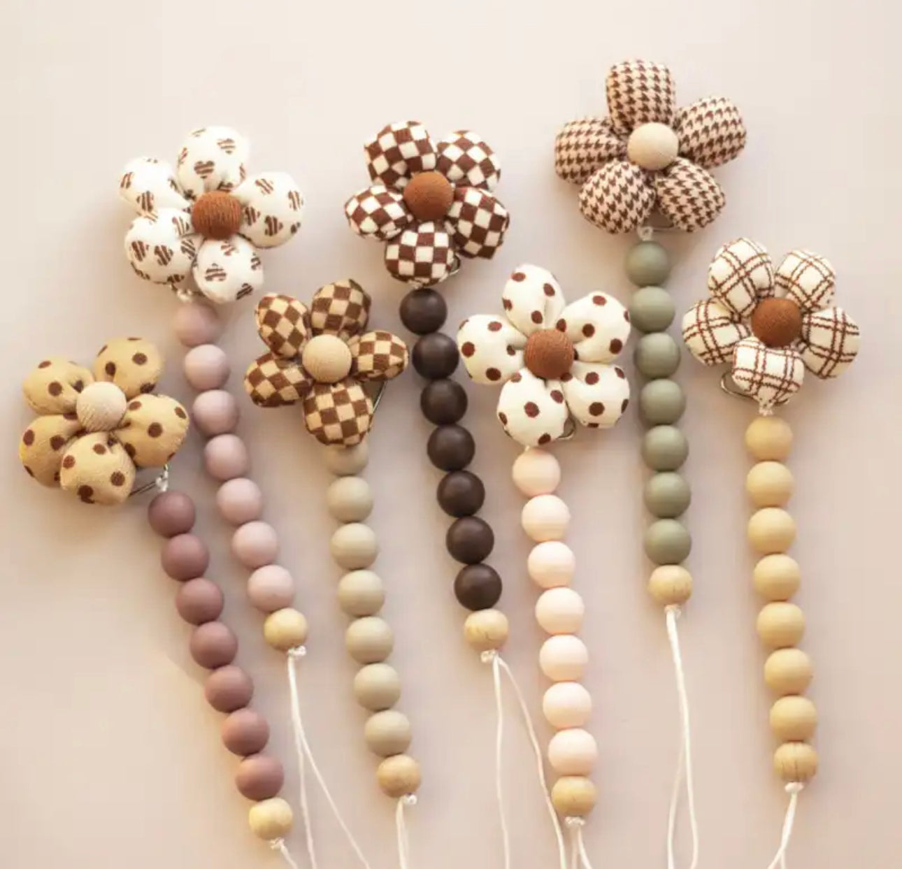 Flower pacifier clip