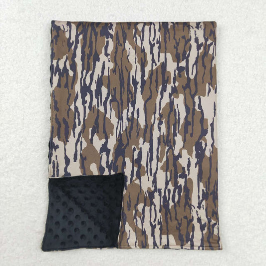 Brown camo blanket