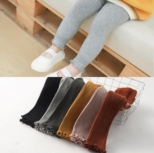 Ruffle tight leggings