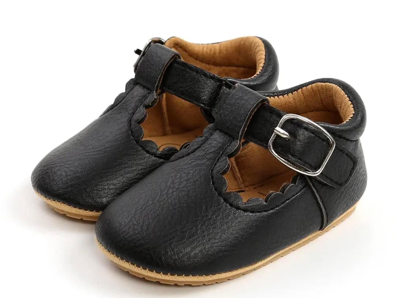 Baby girl black shoes