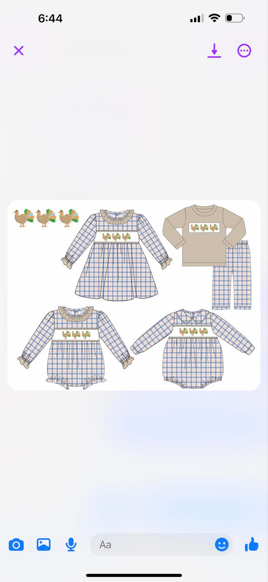 Boys turkey trio bubble
