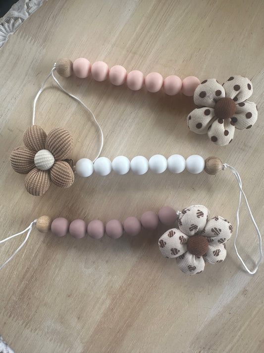 Flower pacifier clip