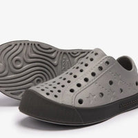 Shooshoos waterproof sneakers