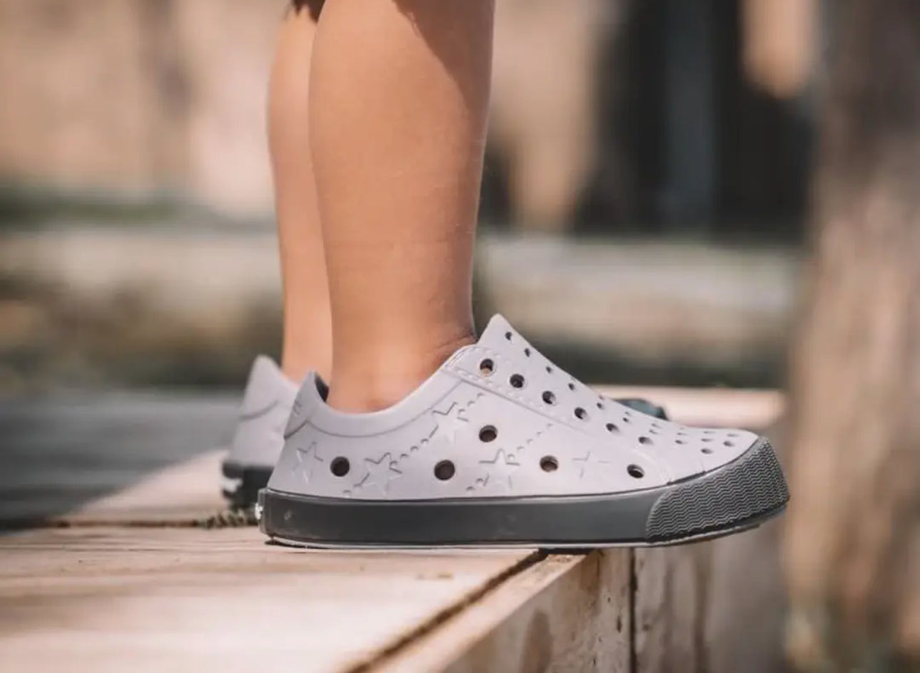 Shooshoos waterproof sneakers