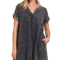 Raw edge v-neck dress - black