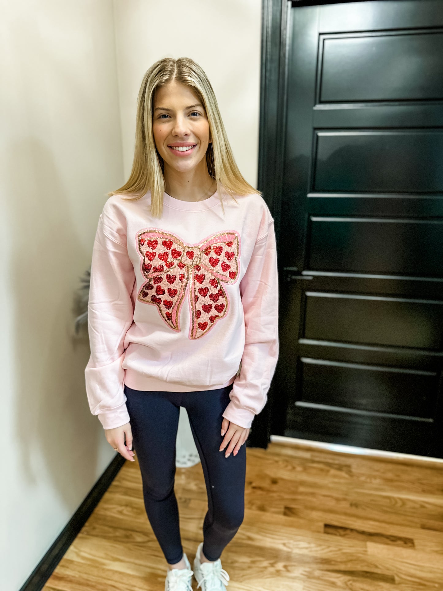 Heart bow sequin patch sweatshirt