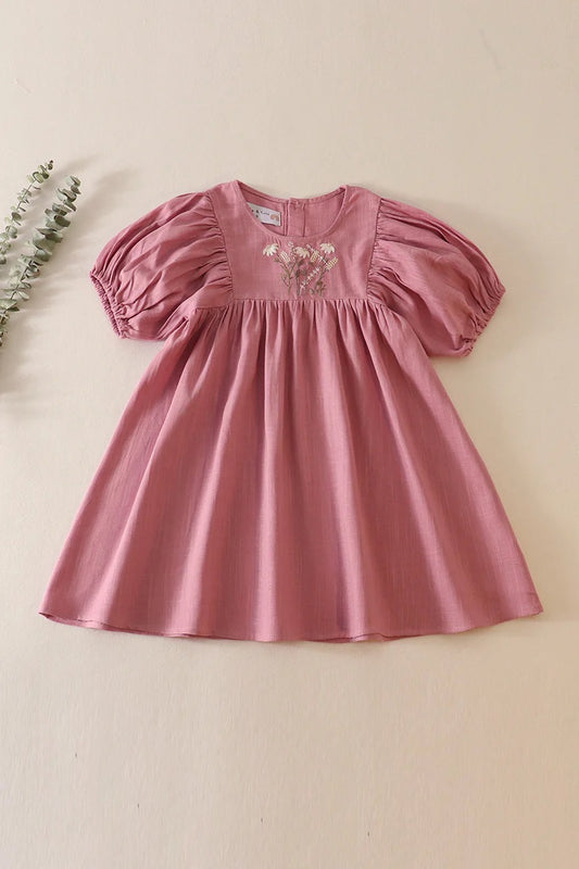 Mauve daisy embrodiered linen dress
