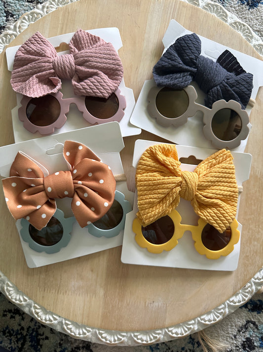 Sunglass & Bow Set