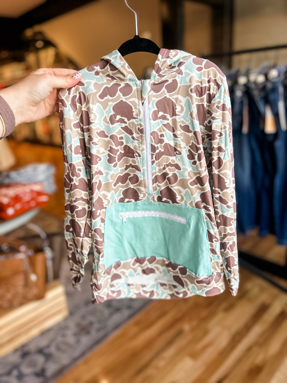 Camo blue hooded pullover - 6/7