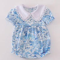 Blue toile pint bubble