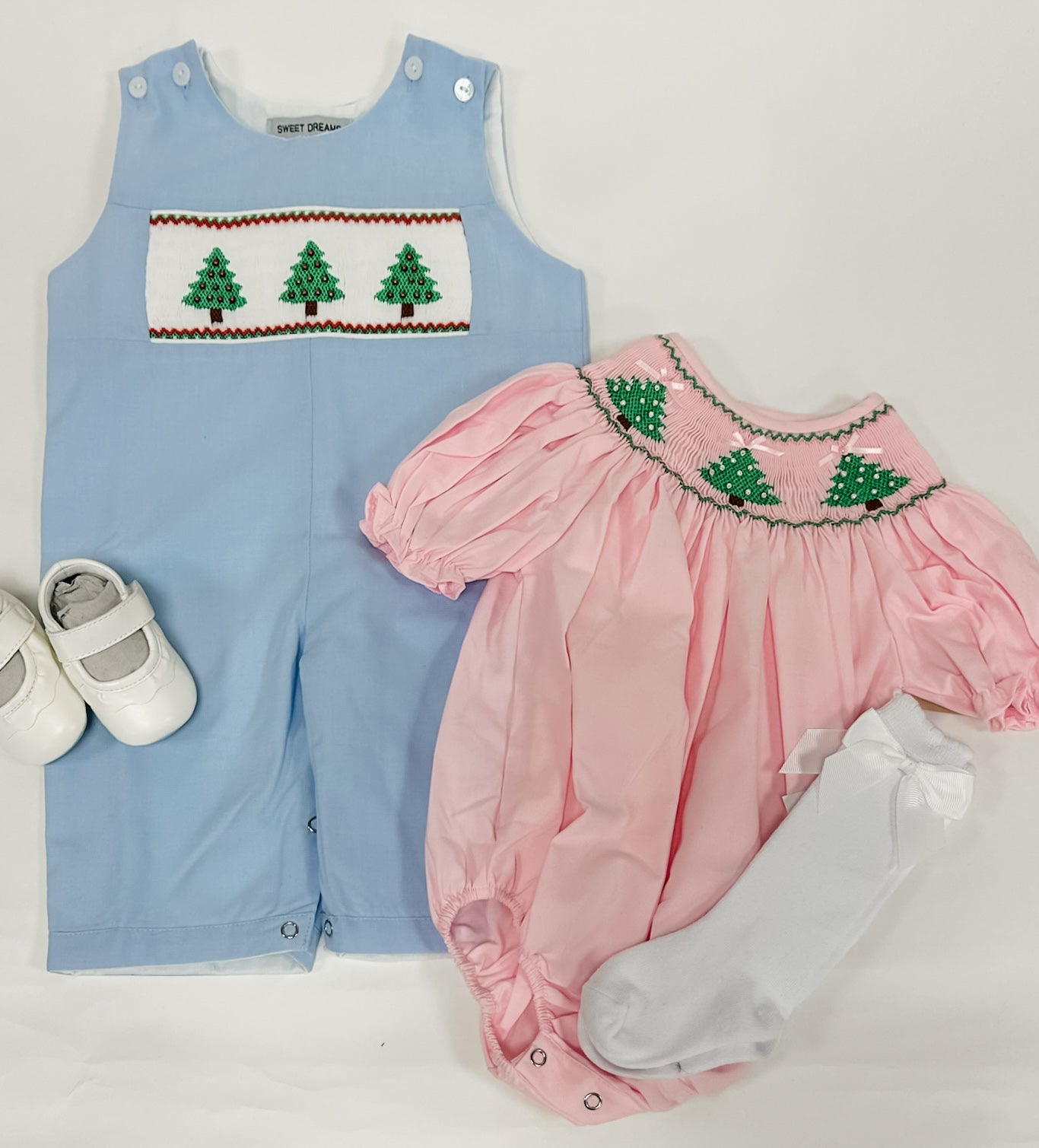 Pink Christmas tree smock bubble