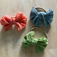 Mini nylon bows