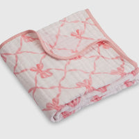 Pink bows muslin quilt