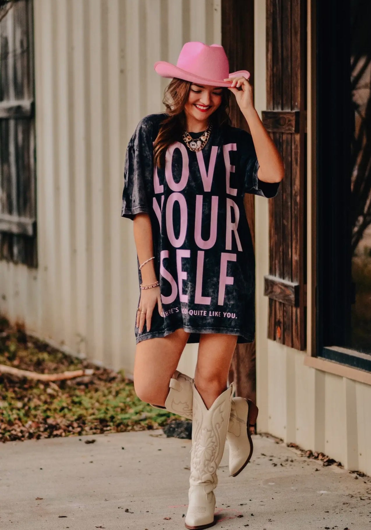 Love yourself vintage wash tee