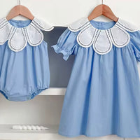 Blue petal collar bubble