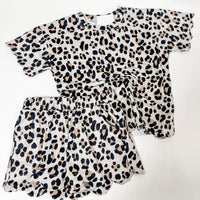 Leopard scallop short set