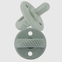 Itzy ritzy pacifier set sage