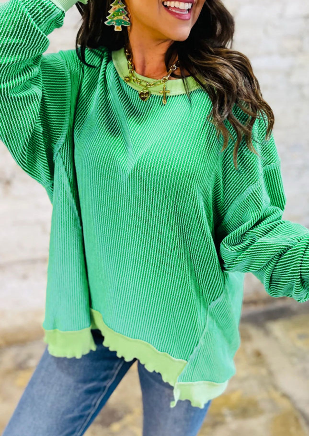 Ribbed green raw hem top