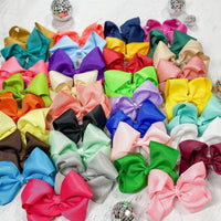 4.5 in alligator clip bow