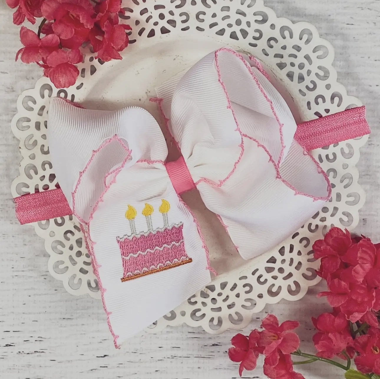 Birthday cake bow