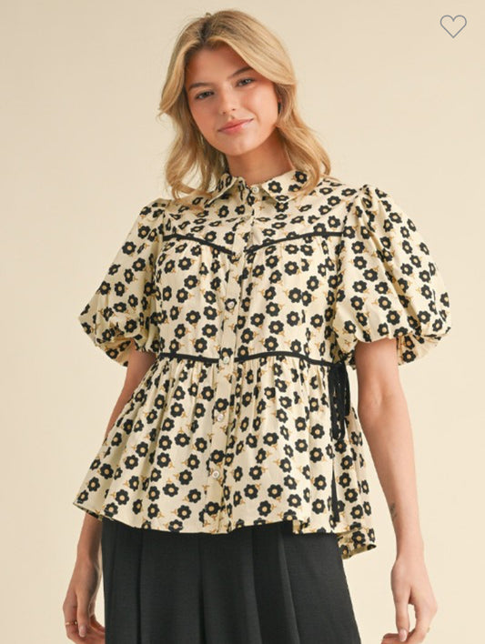 Floral puff sleeve top