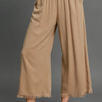 Frayed Hem Wide-Leg Pants latte