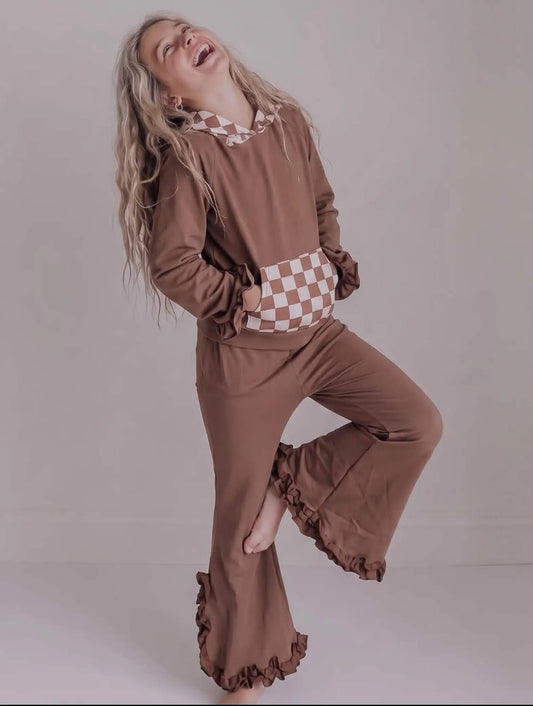 Brown checkered girls set