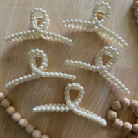Pearl hair clips
