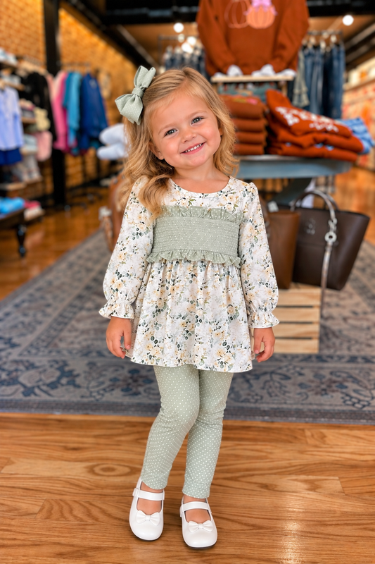 Green floral smocked set- 18M