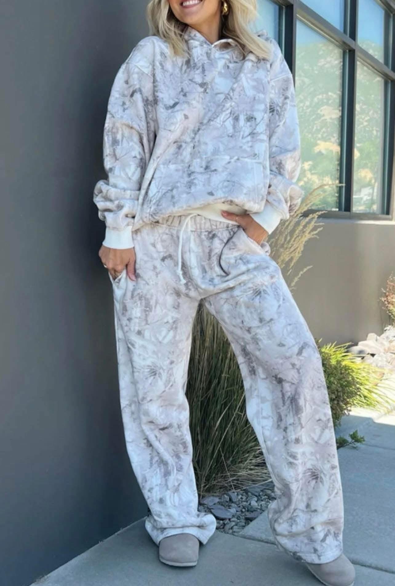 Camo sweatpants set